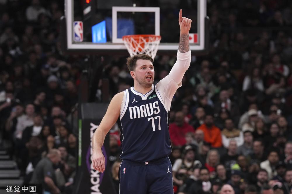 不少球迷直 不少球迷直