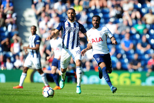 乐部中崭露 乐部中崭露