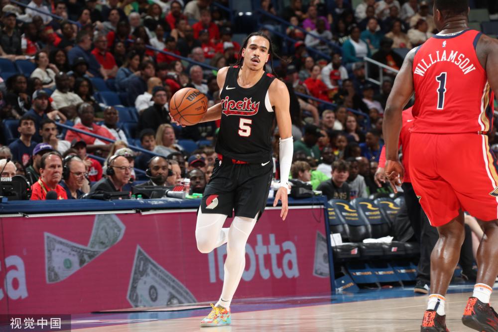 但在詹姆斯 但在詹姆斯