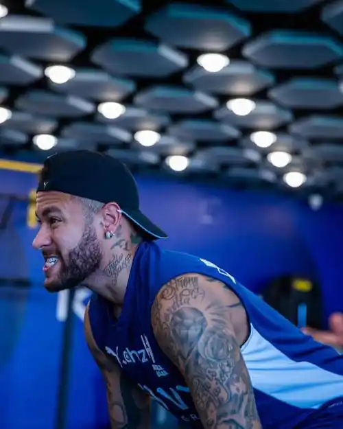 令他倍感 令他倍感